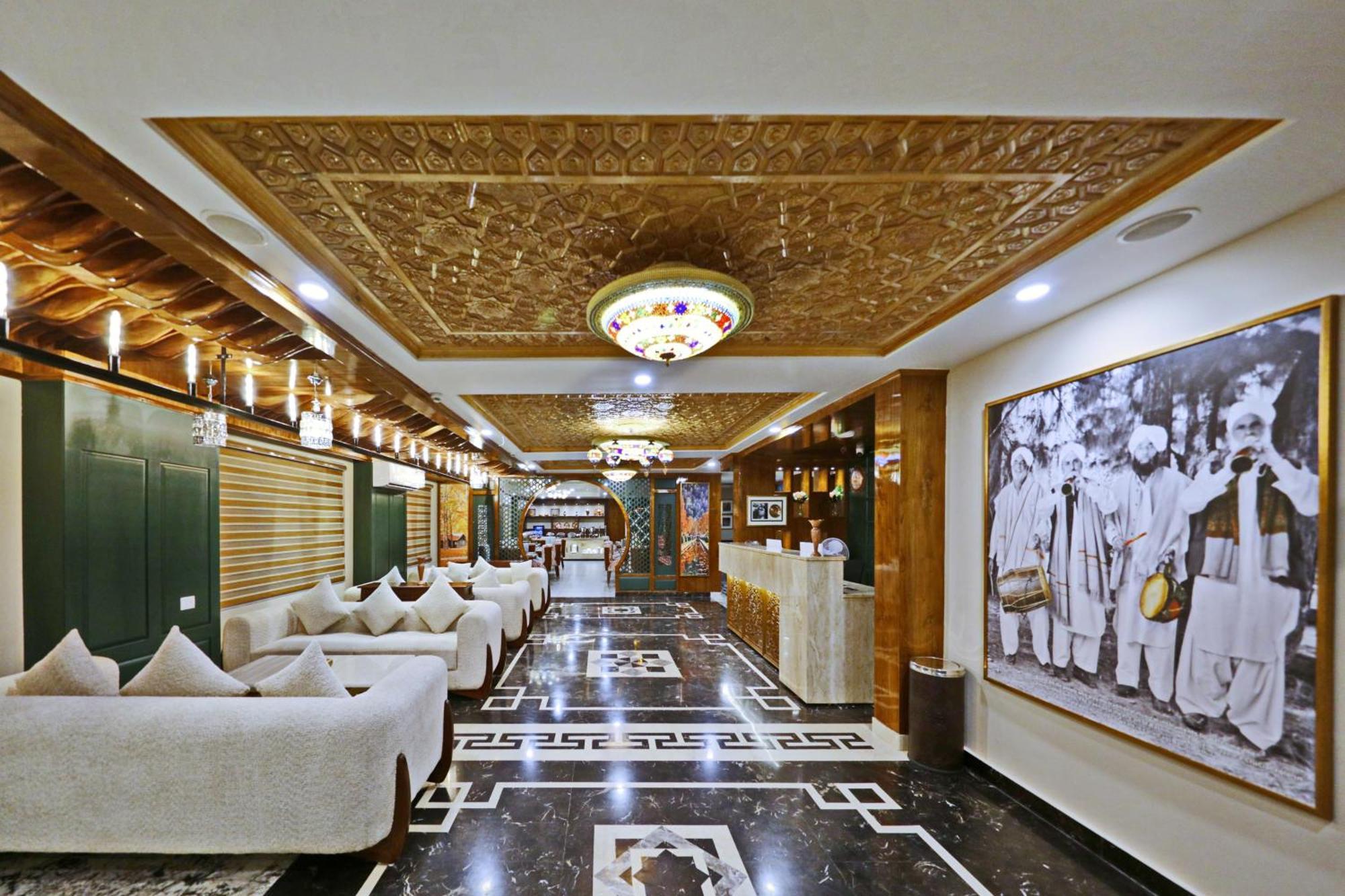 Hotel Blanco Srīnagar Exterior foto